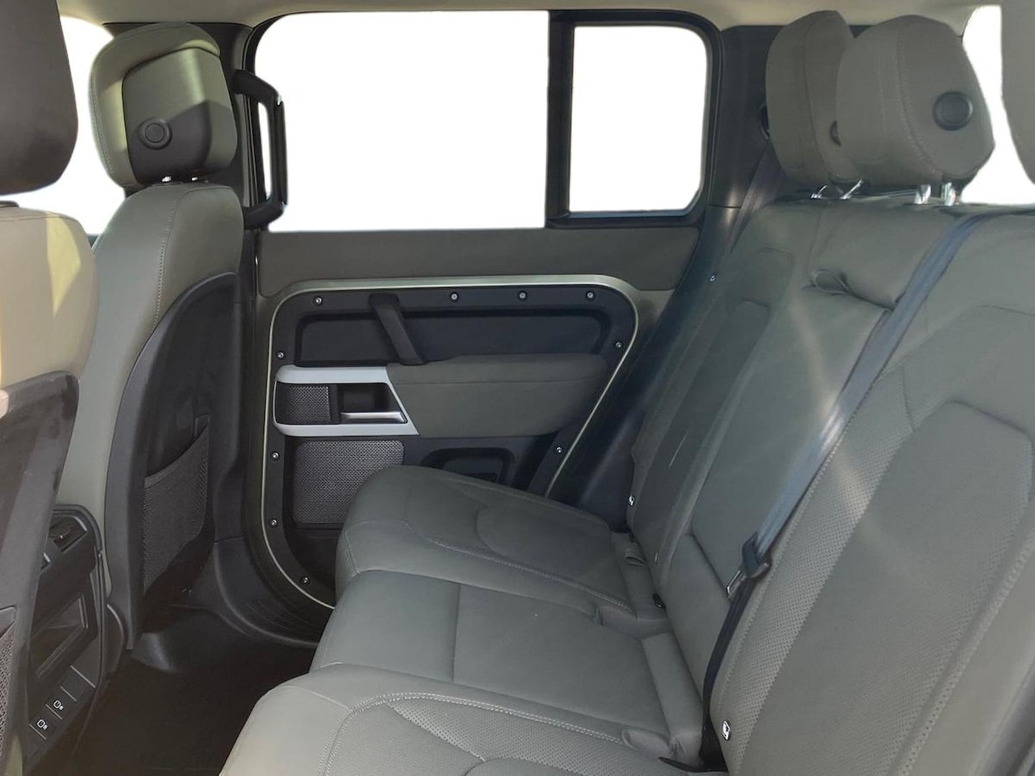 Used Land Rover Defender 2022 for sale - 78191601: Photo 6