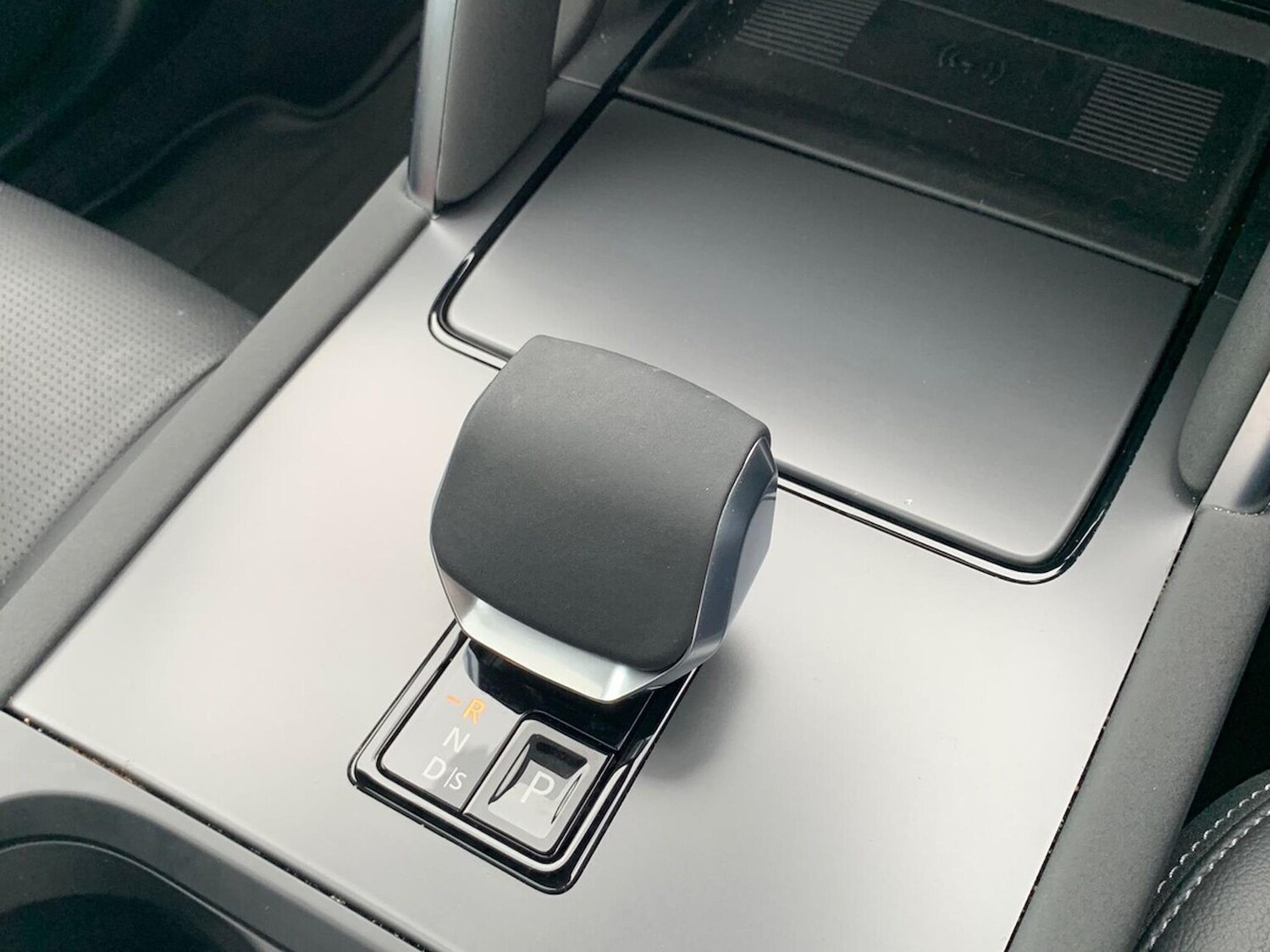 Used Land Rover Discovery Sport 2025 for sale - 75996377: Photo 13