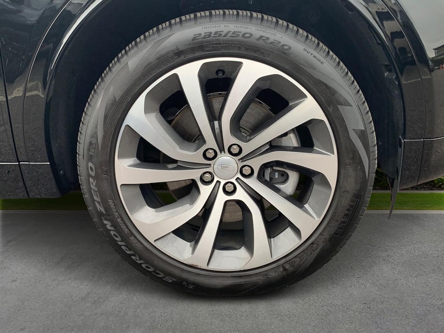 Used Land Rover Discovery Sport 2025 for sale - 75996377: Photo 8