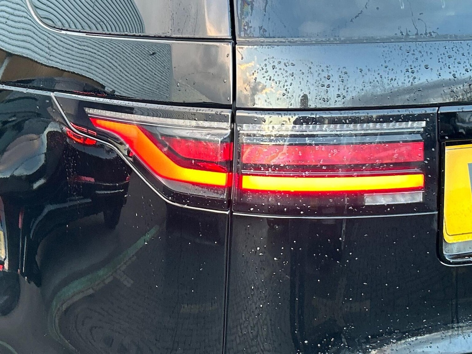 Used Land Rover Discovery 2023 for sale - 76837190: Photo 19