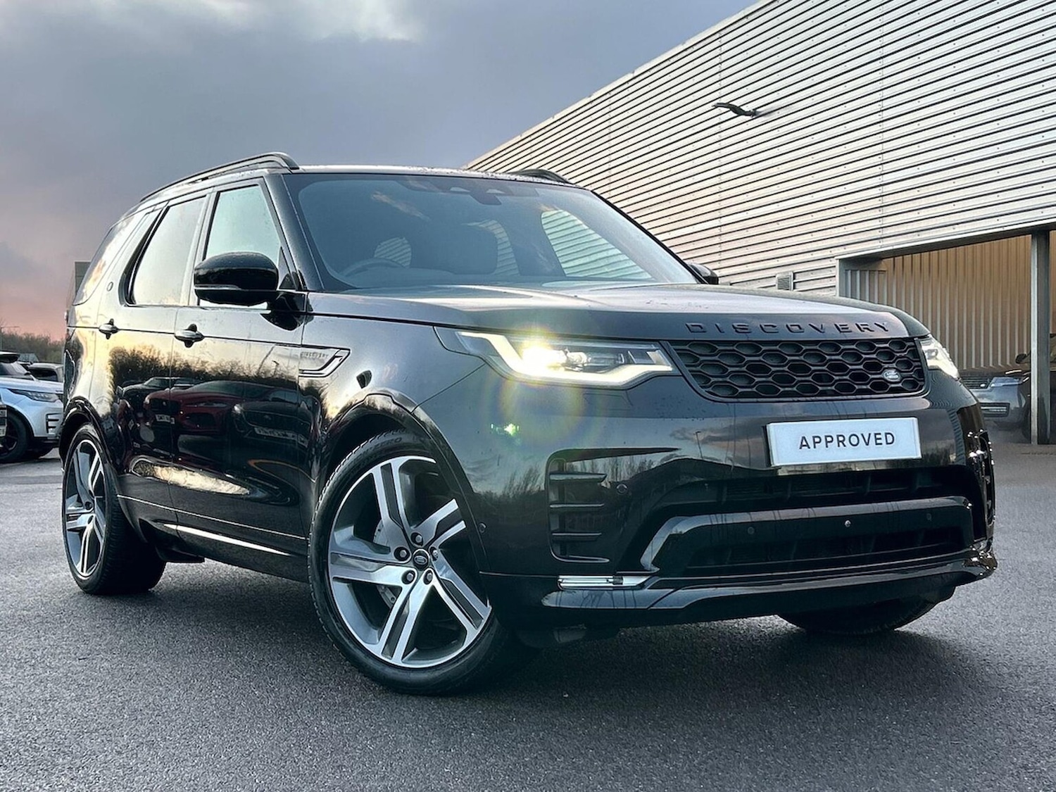 Used Land Rover Discovery 2023 for sale - 76837190: Photo 33