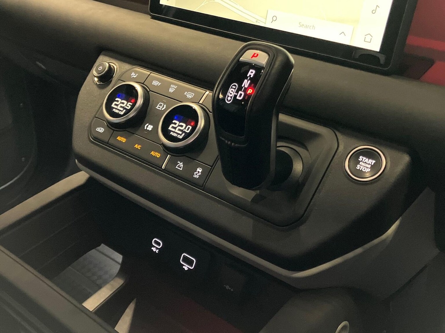 Used Land Rover Defender 2024 for sale - 77983998: Photo 13