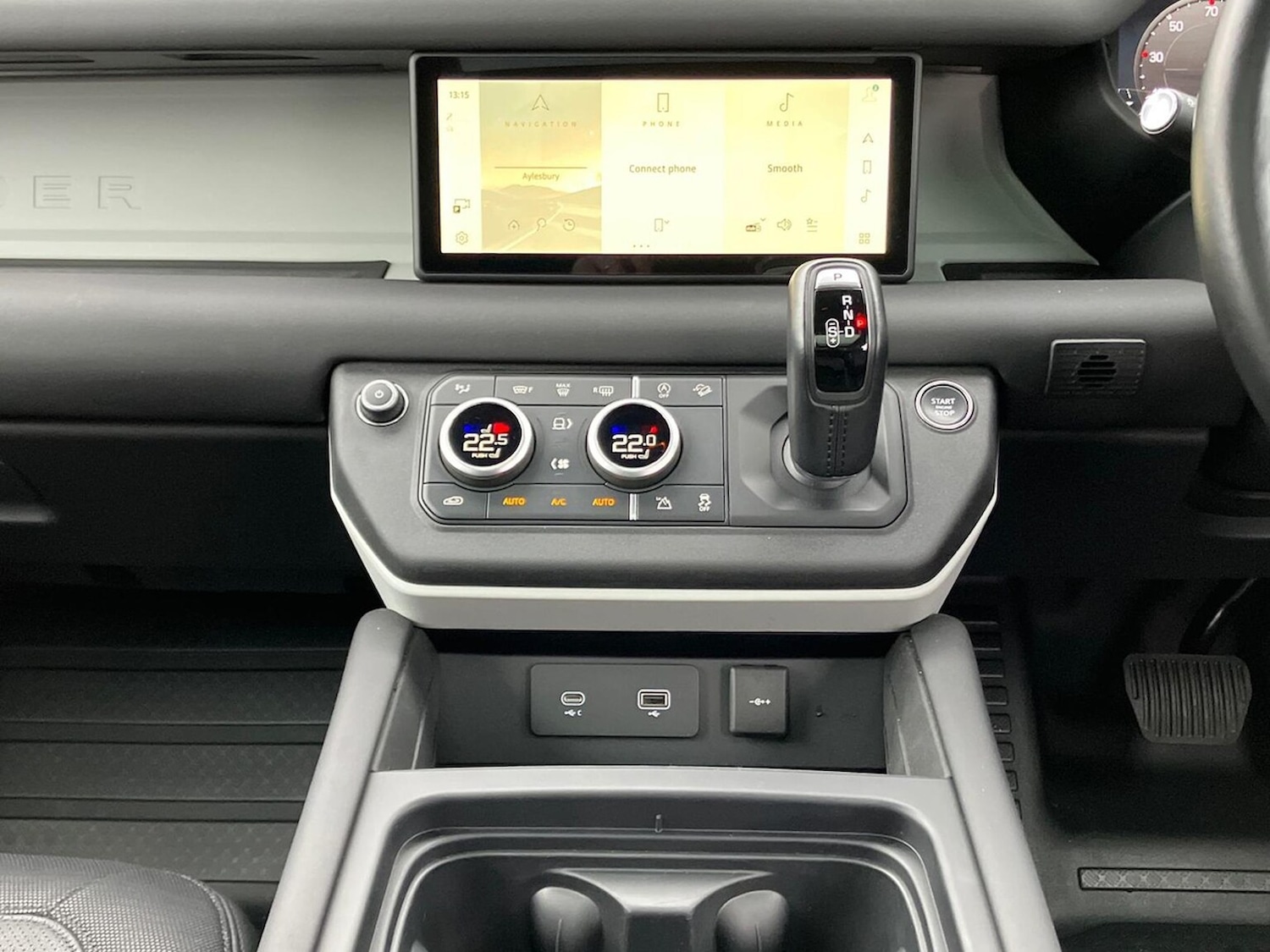 Used Land Rover Defender 2024 for sale - 77983998: Photo 14