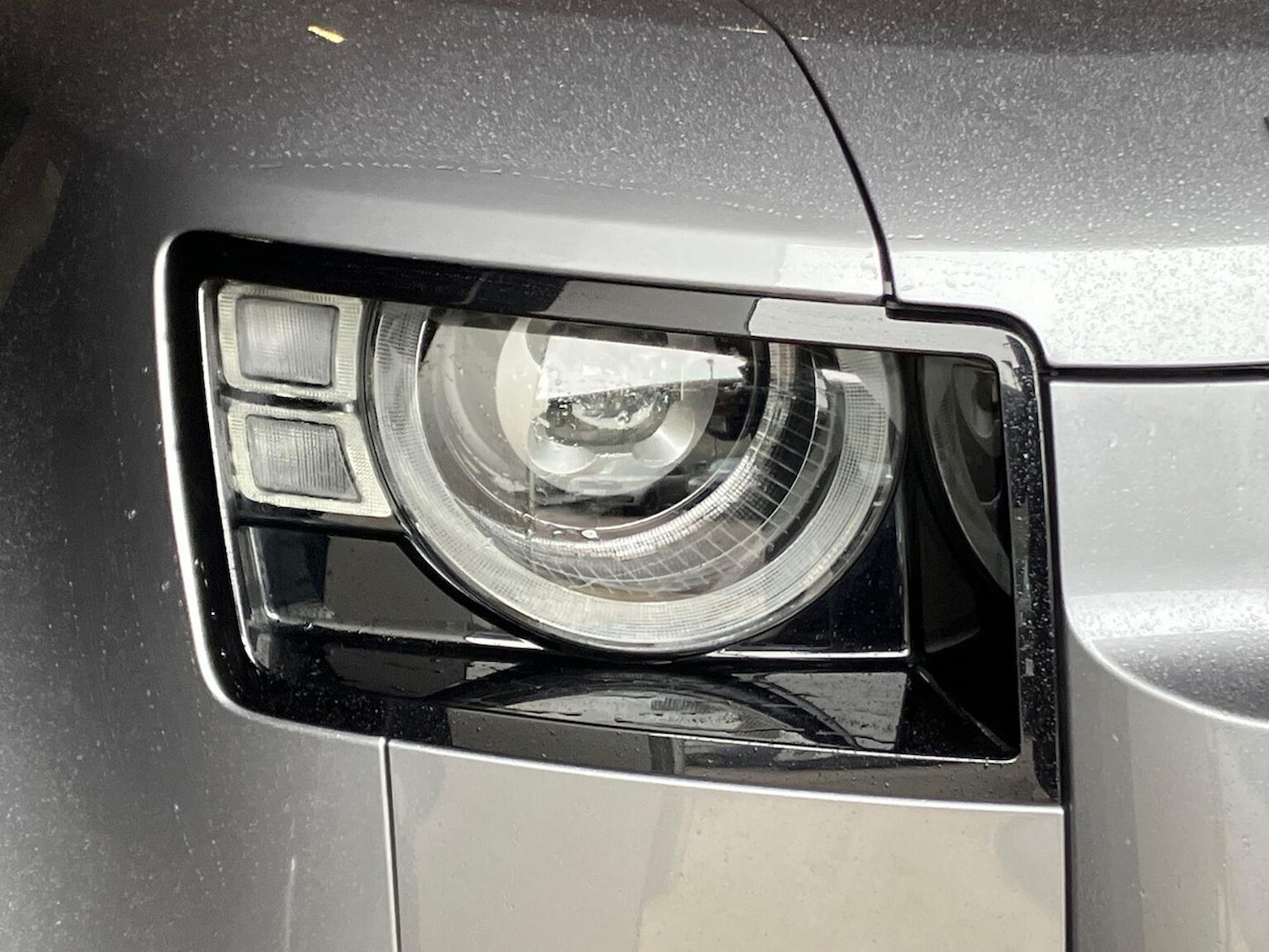 Used Land Rover Defender 2024 for sale - 77983998: Photo 17