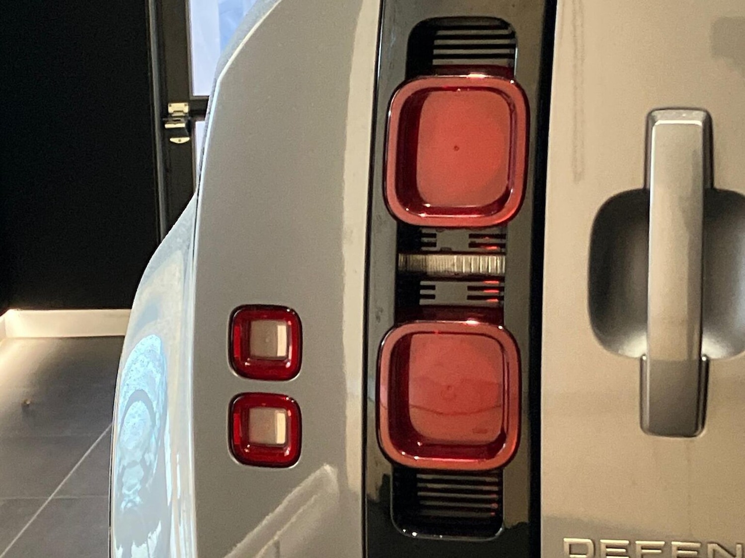 Used Land Rover Defender 2024 for sale - 77983998: Photo 26