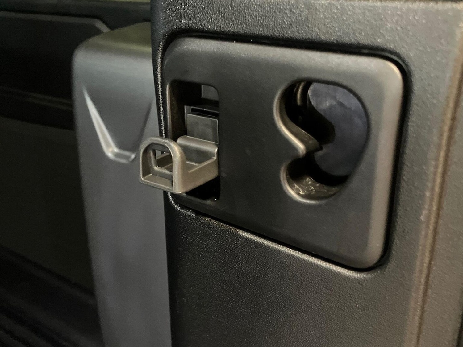 Used Land Rover Defender 2024 for sale - 77983998: Photo 27