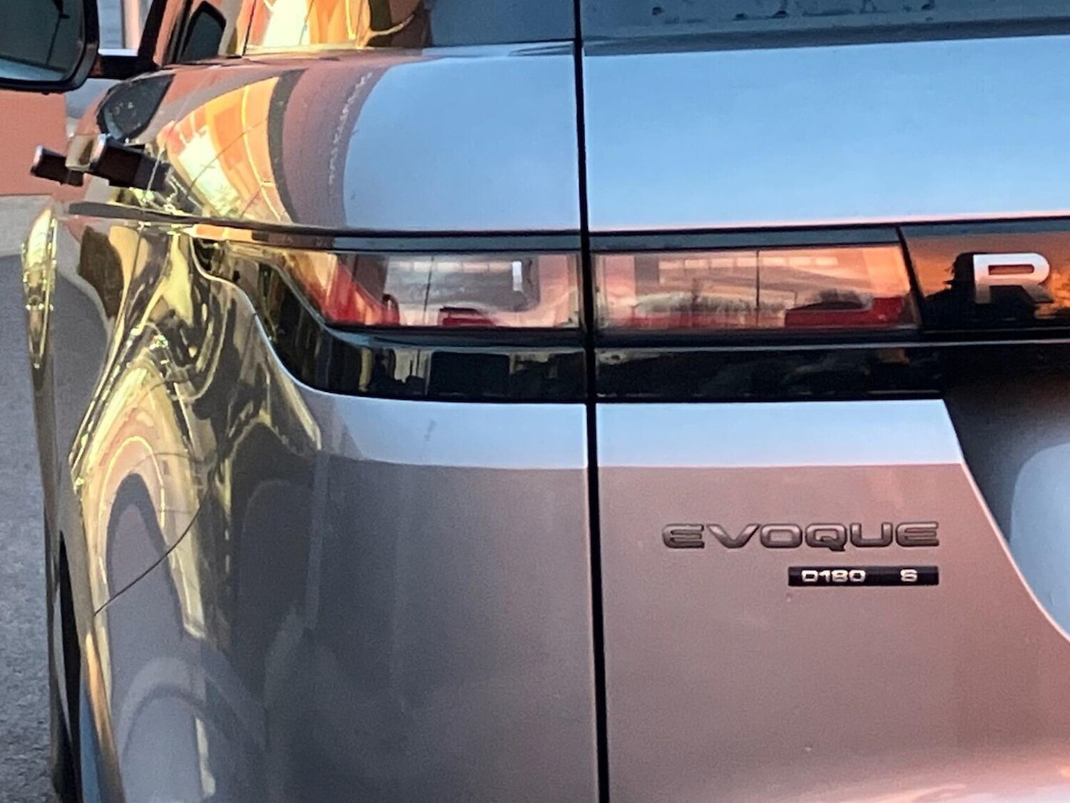 Used Land Rover Range Rover Evoque 2020 for sale - 76979871: Photo 21