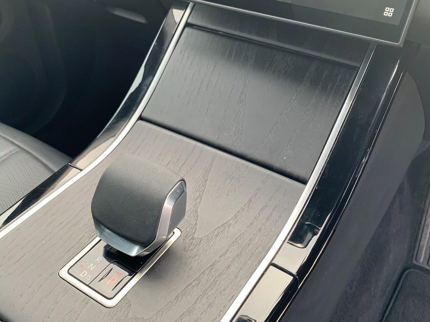 Used Land Rover Range Rover Evoque 2024 for sale - 76382656: Photo 13