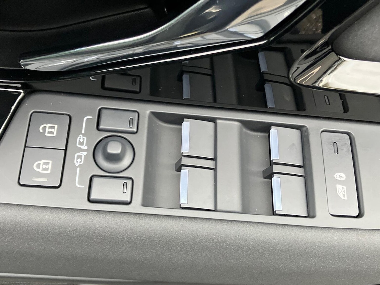 Used Land Rover Range Rover Evoque 2025 for sale - 76016955: Photo 27