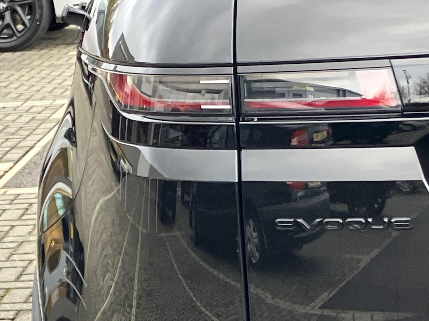 Used Land Rover Range Rover Evoque 2025 for sale - 76016955: Photo 28