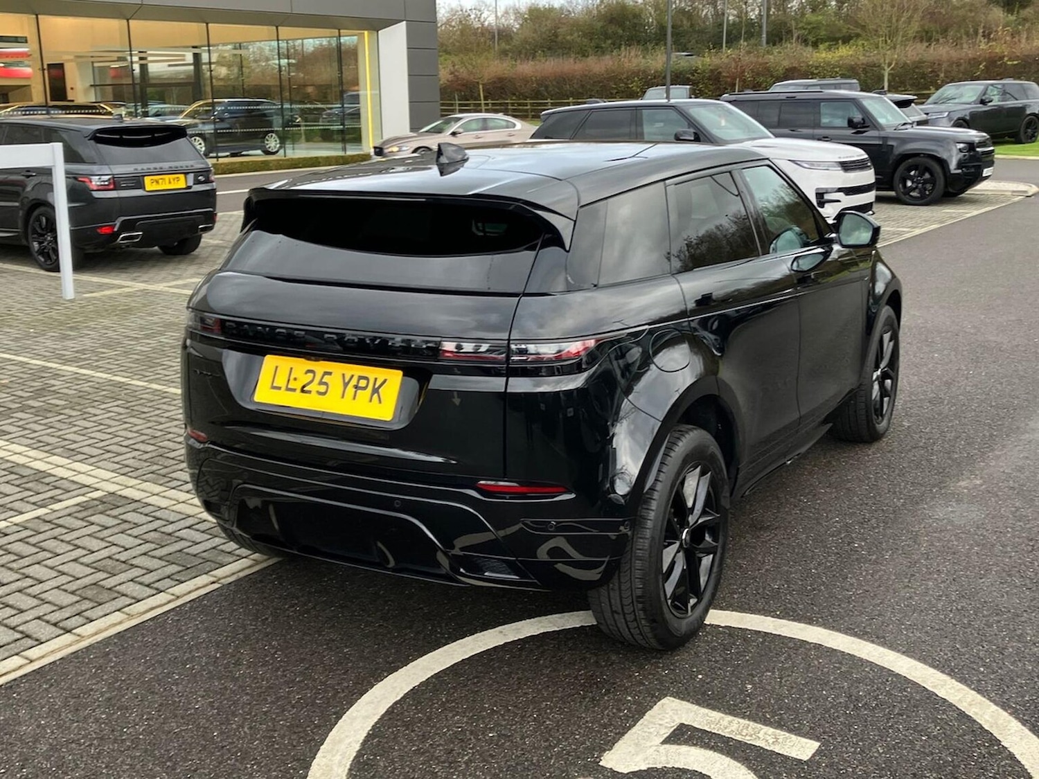 Used Land Rover Range Rover Evoque 2025 for sale - 76016955: Photo 39