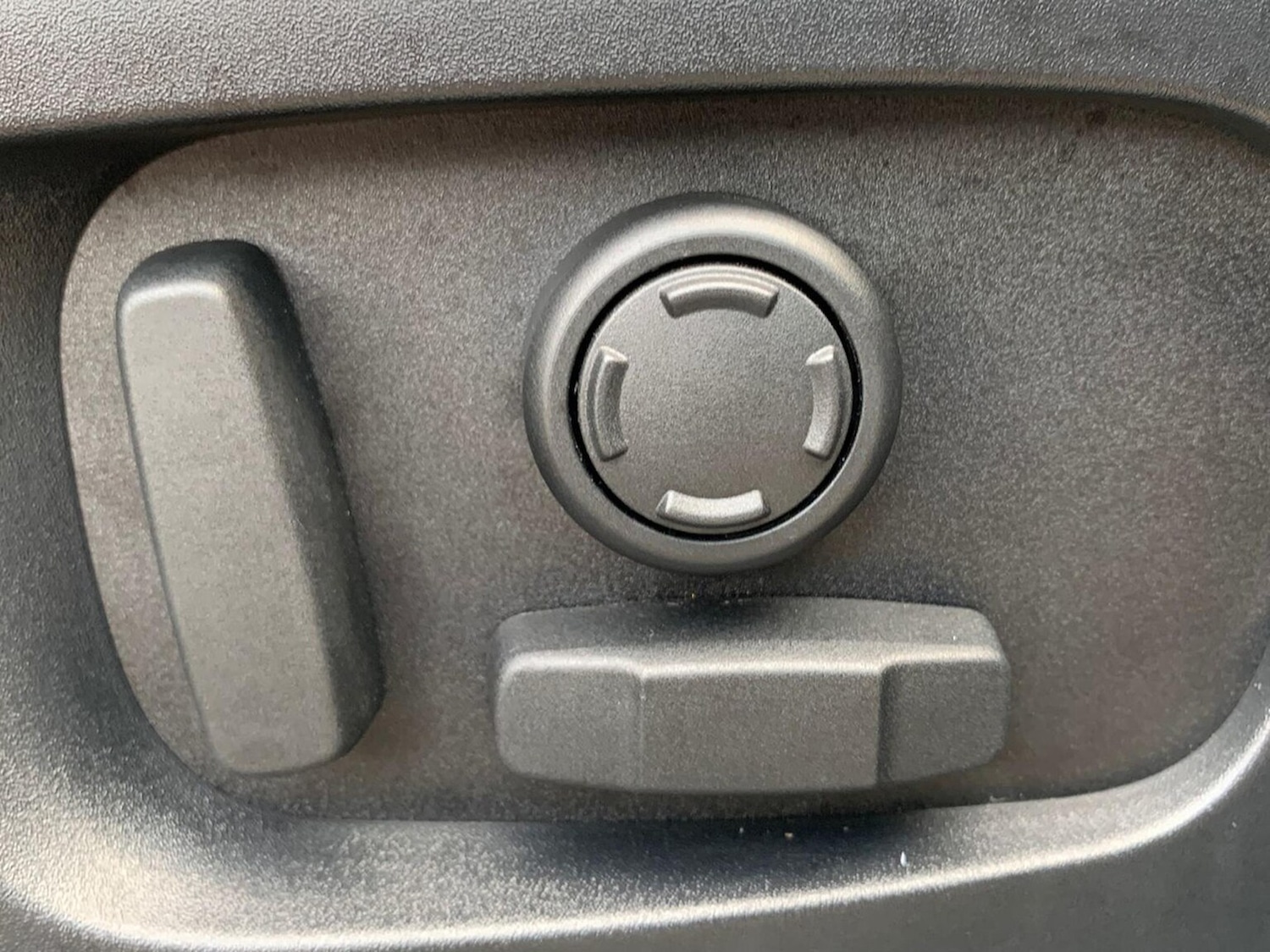 Used Land Rover Range Rover Evoque 2023 for sale - 76352453: Photo 31