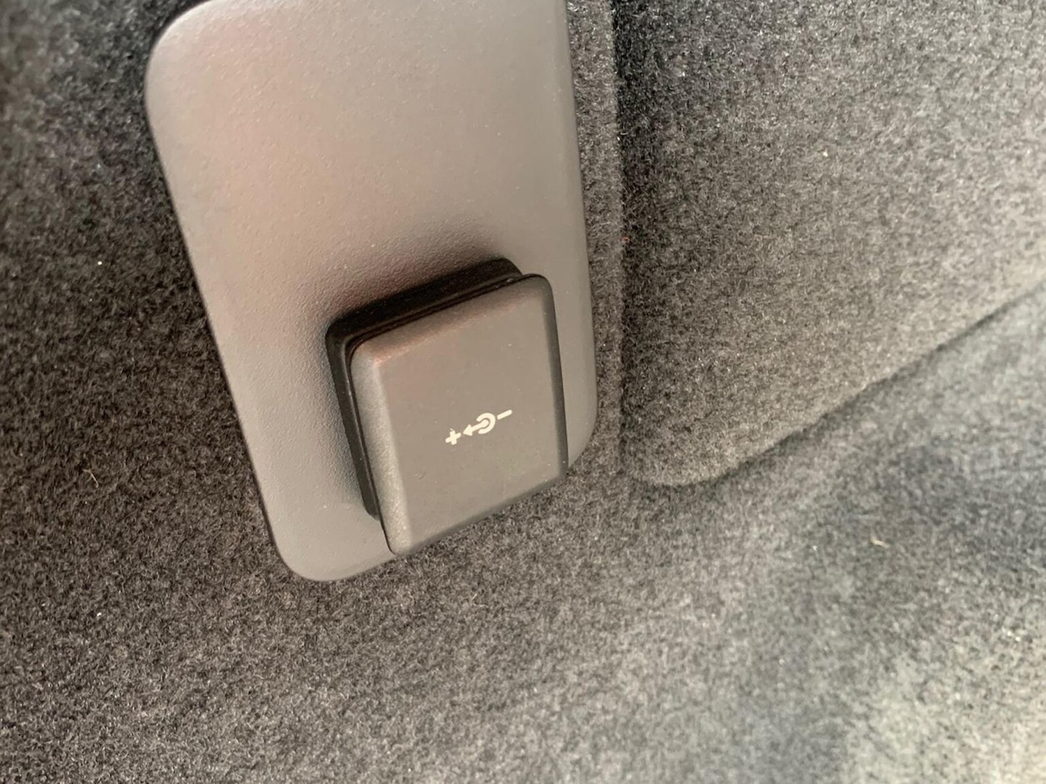 Used Land Rover Range Rover Evoque 2023 for sale - 76352453: Photo 32