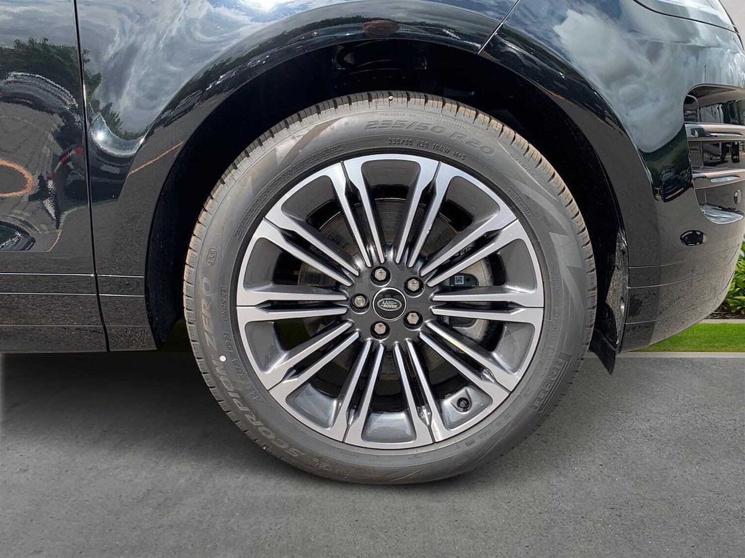 Used Land Rover Range Rover Evoque 2025 for sale - 78191743: Photo 10