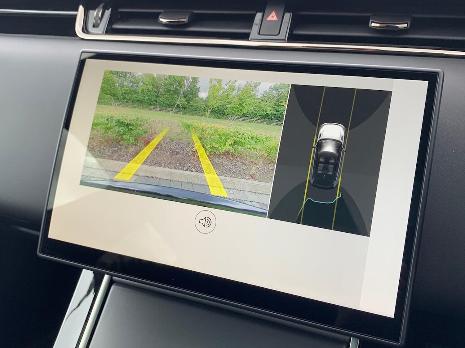 Used Land Rover Range Rover Evoque 2025 for sale - 78191743: Photo 14