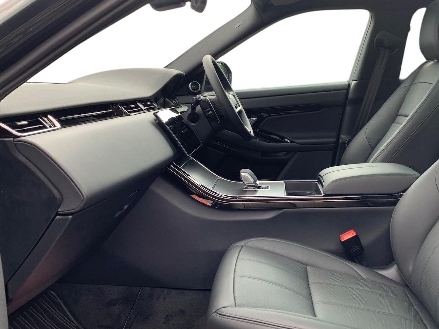 Used Land Rover Range Rover Evoque 2025 for sale - 78191743: Photo 5