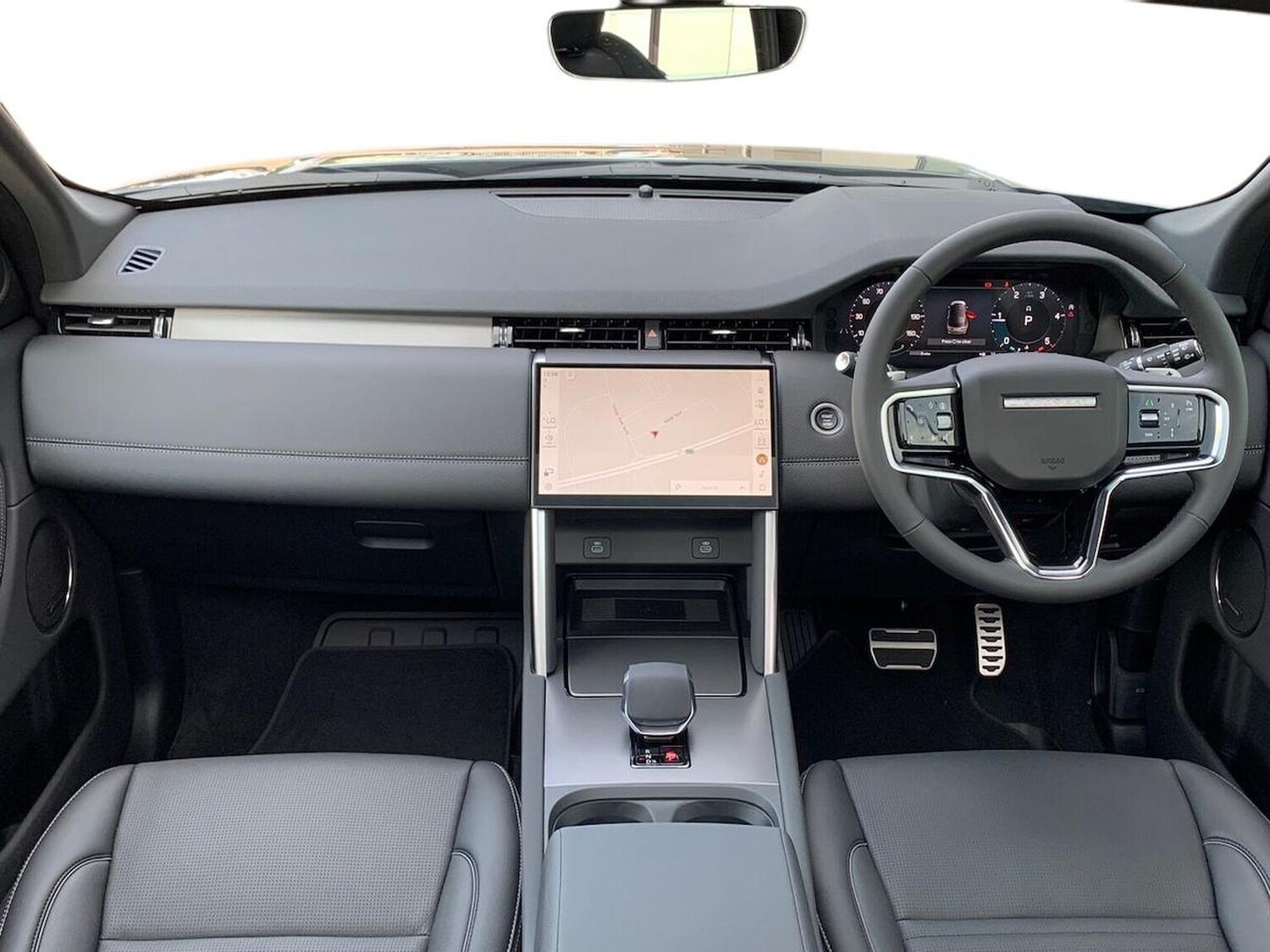 Used Land Rover Discovery Sport 2025 for sale - 78191737: Photo 11