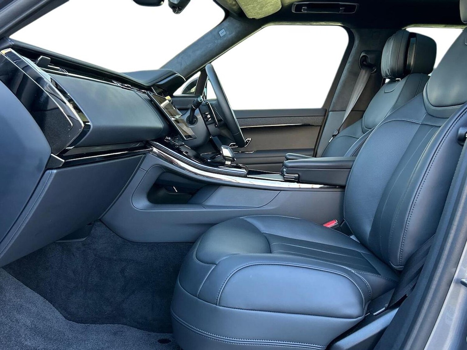 Used Land Rover Range Rover Sport 2025 for sale - 77488145: Photo 3