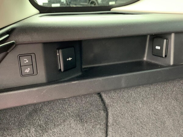 Used Land Rover Discovery Sport 2020 for sale - 76287212: Photo 27