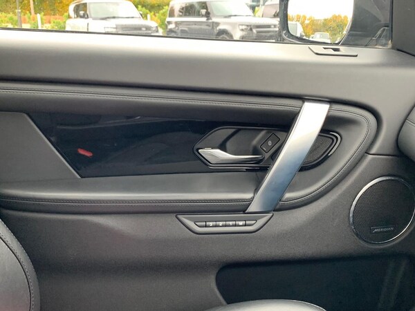 Used Land Rover Discovery Sport 2020 for sale - 76287212: Photo 38