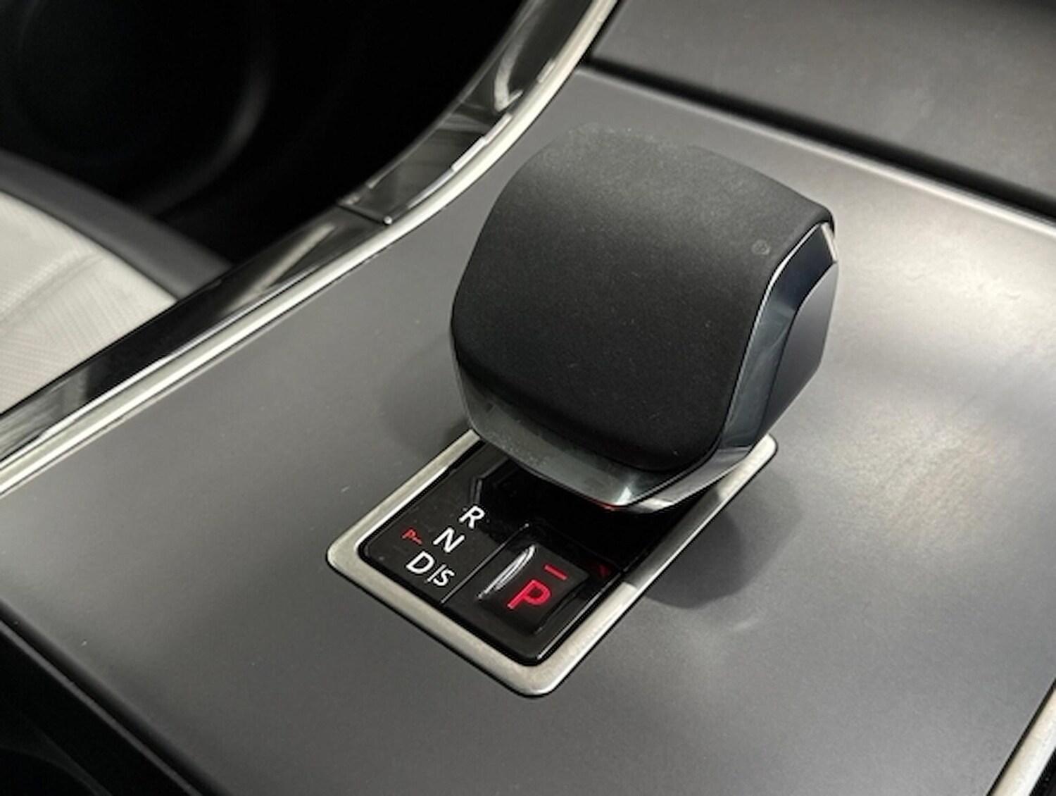 Used Land Rover Range Rover Evoque 2024 for sale - 78191715: Photo 15