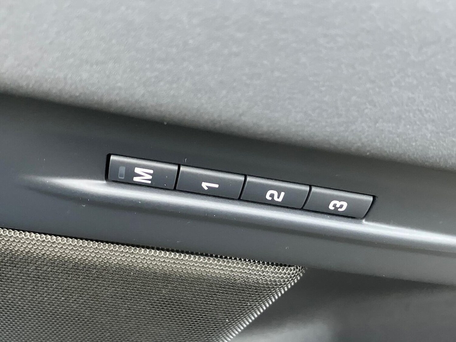 Used Land Rover Range Rover Evoque 2025 for sale - 77701339: Photo 30