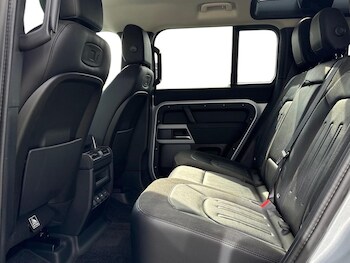 Used Land Rover Defender 2021 for sale - 75907748: Photo