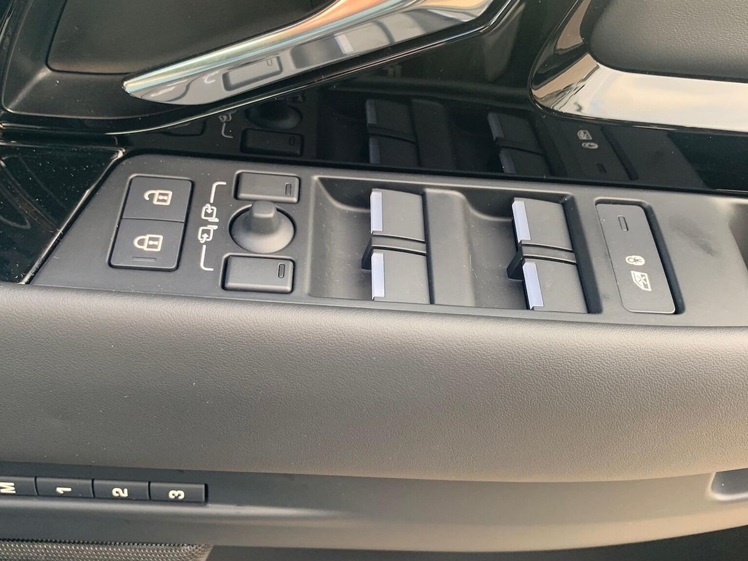 Used Land Rover Range Rover Evoque 2025 for sale - 76181399: Photo 25