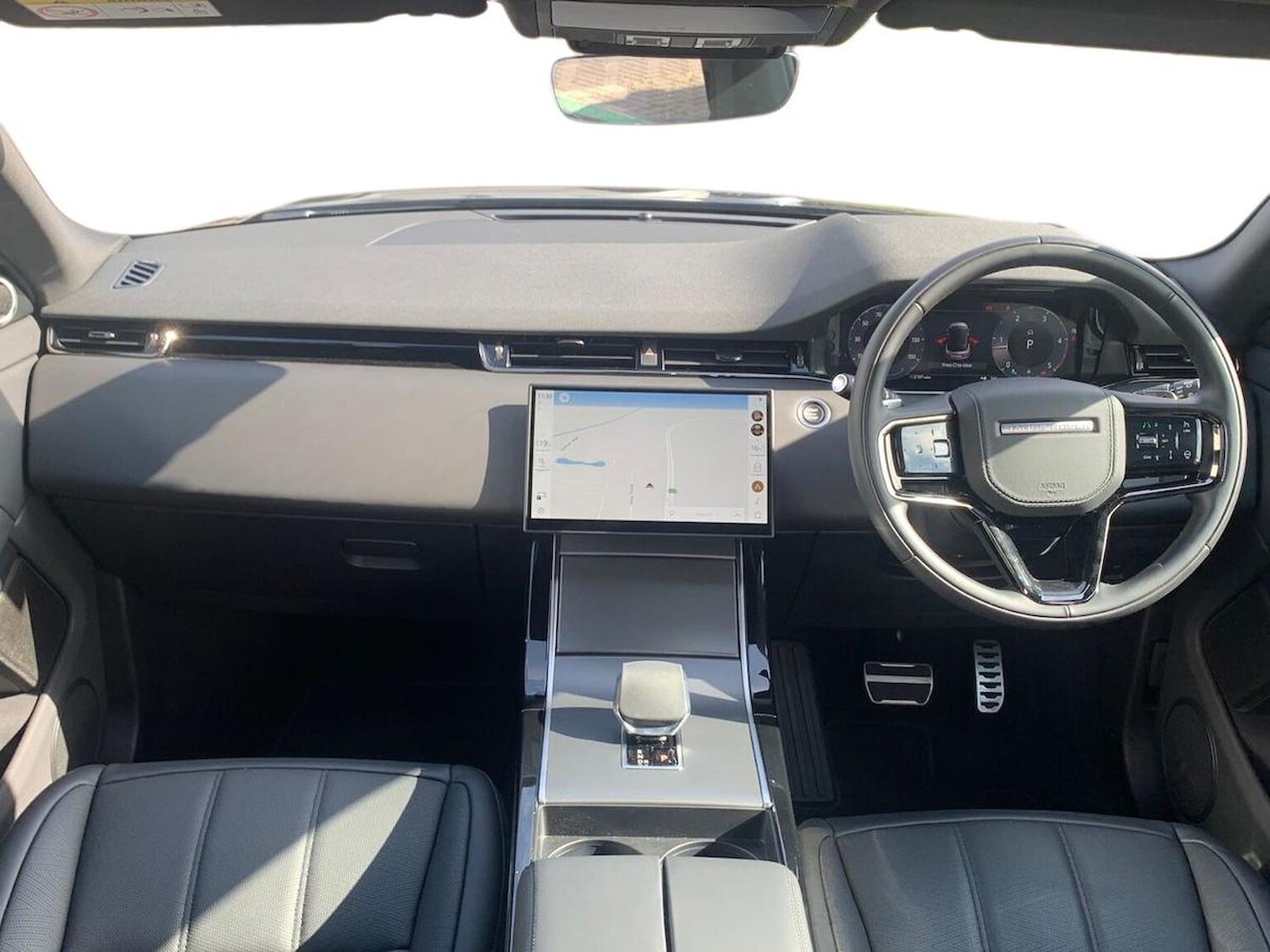 Used Land Rover Range Rover Evoque 2025 for sale - 76181399: Photo 9