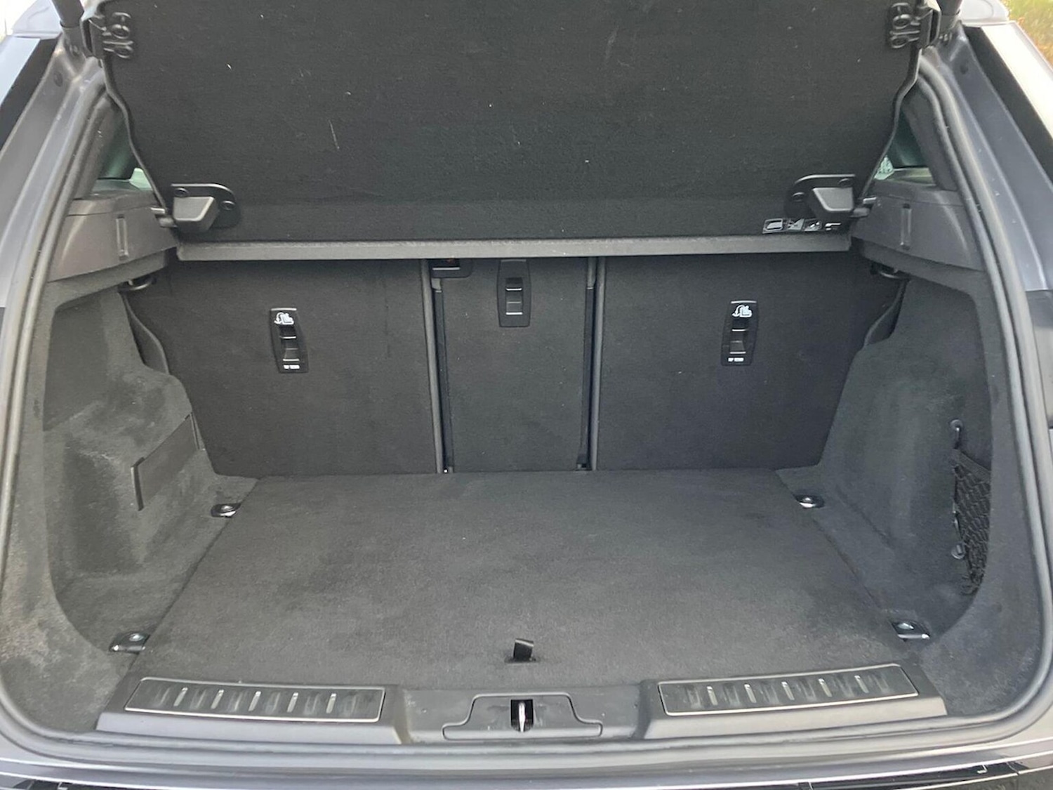 Used Land Rover Range Rover Evoque 2022 for sale - 76566528: Photo 10