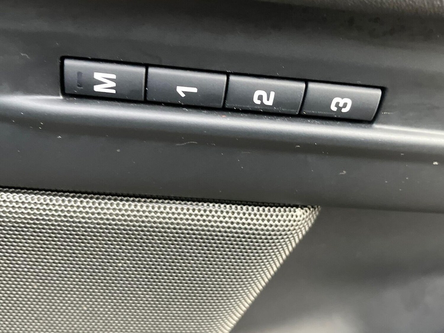 Used Land Rover Range Rover Evoque 2022 for sale - 76566528: Photo 32