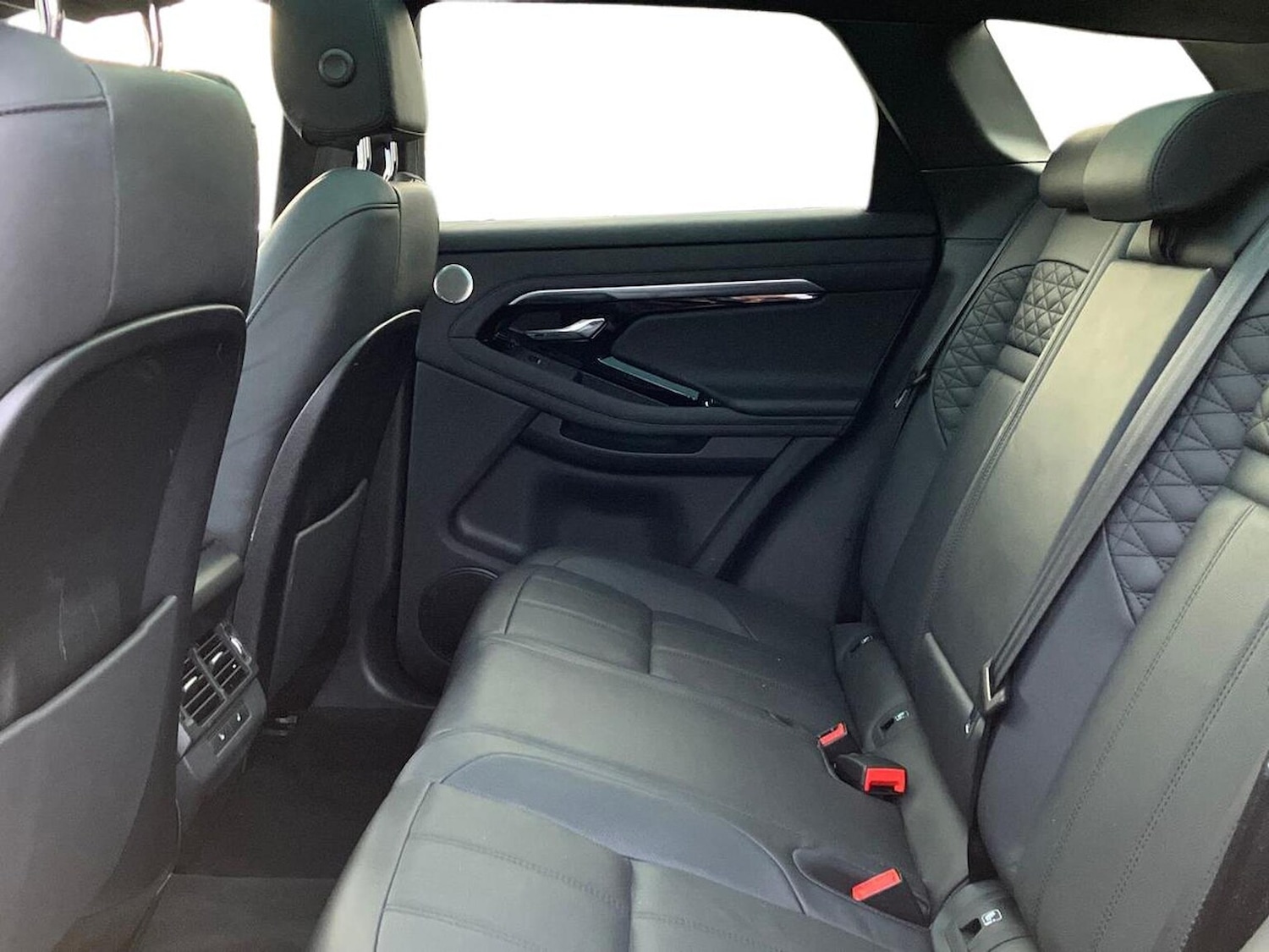 Used Land Rover Range Rover Evoque 2022 for sale - 76566528: Photo 4