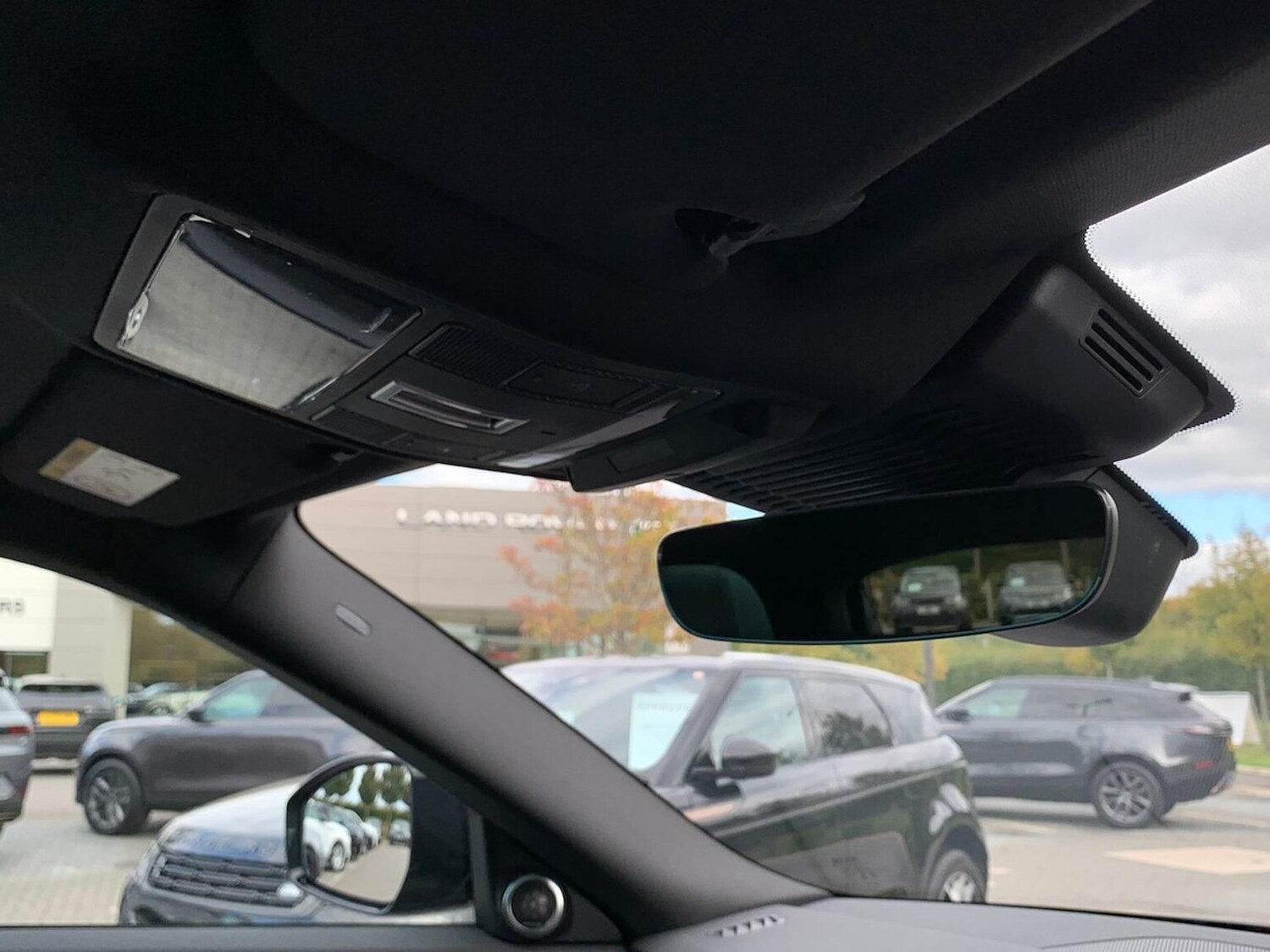 Used Land Rover Range Rover Evoque 2025 for sale - 78191593: Photo 25