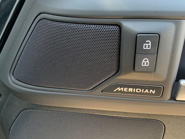Used Land Rover Defender 2025 for sale - 76142968: Photo 24