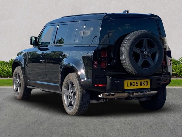 Used Land Rover Defender 2025 for sale - 76142968: Photo 2