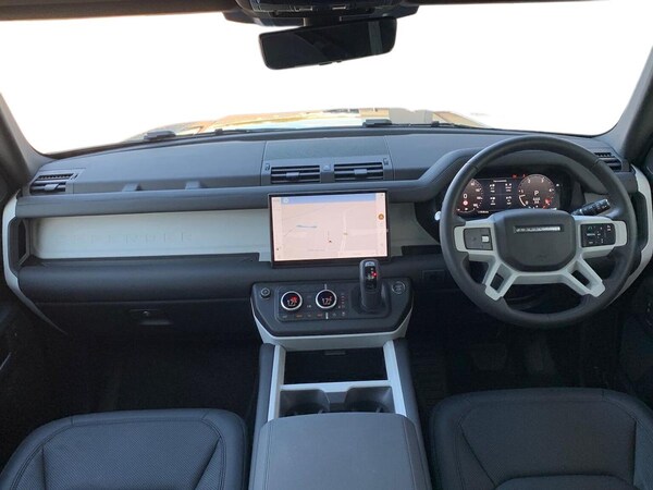 Used Land Rover Defender 2025 for sale - 76142968: Photo 9