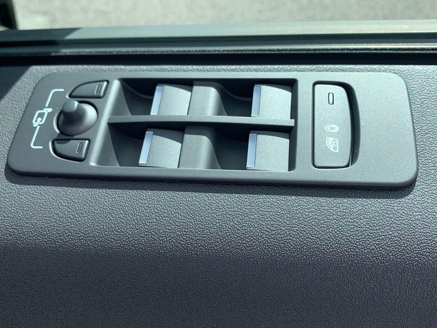 Used Land Rover Discovery Sport 2025 for sale - 77489402: Photo 25