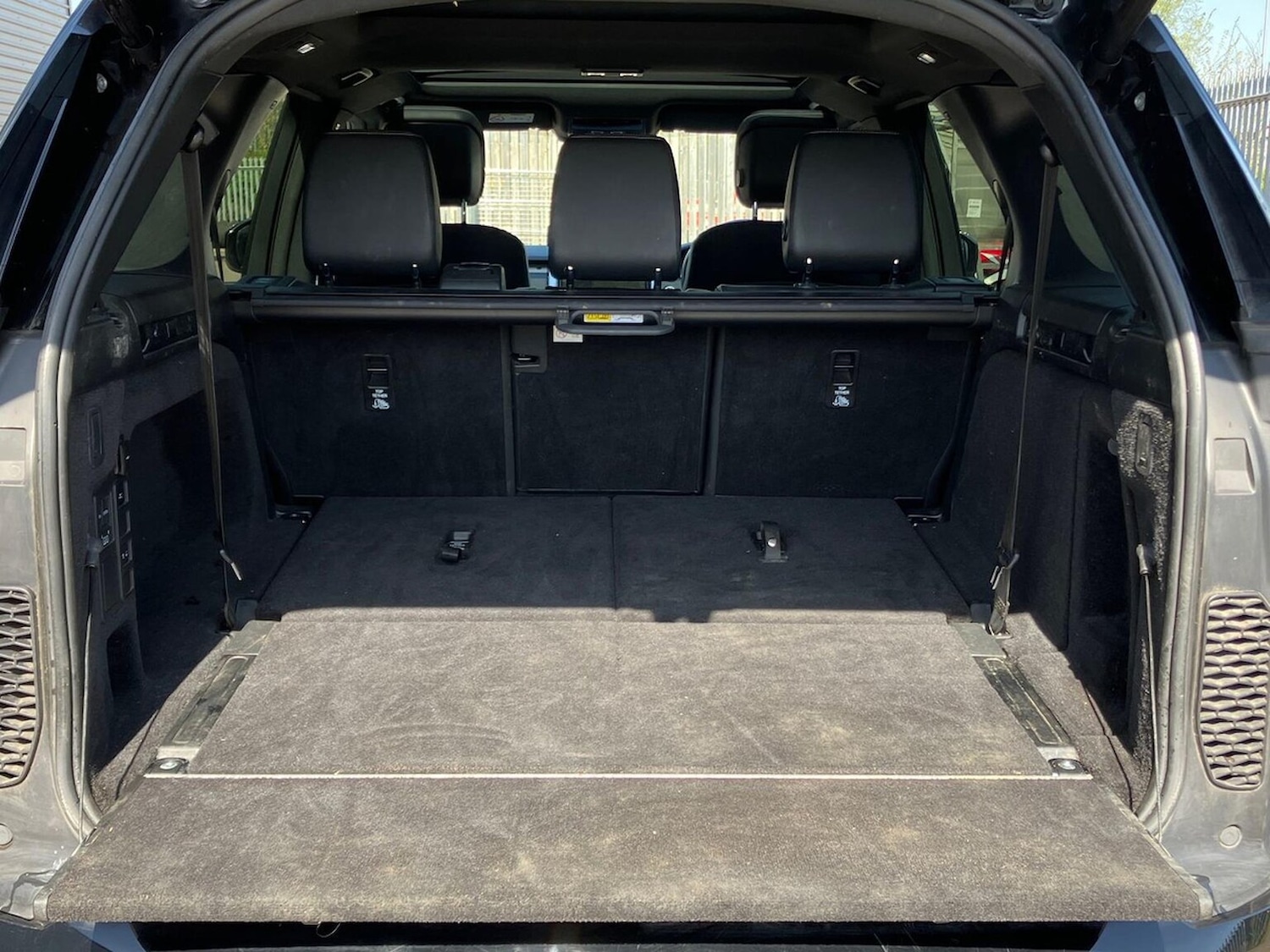 Used Land Rover Discovery 2022 for sale - 78191770: Photo 10