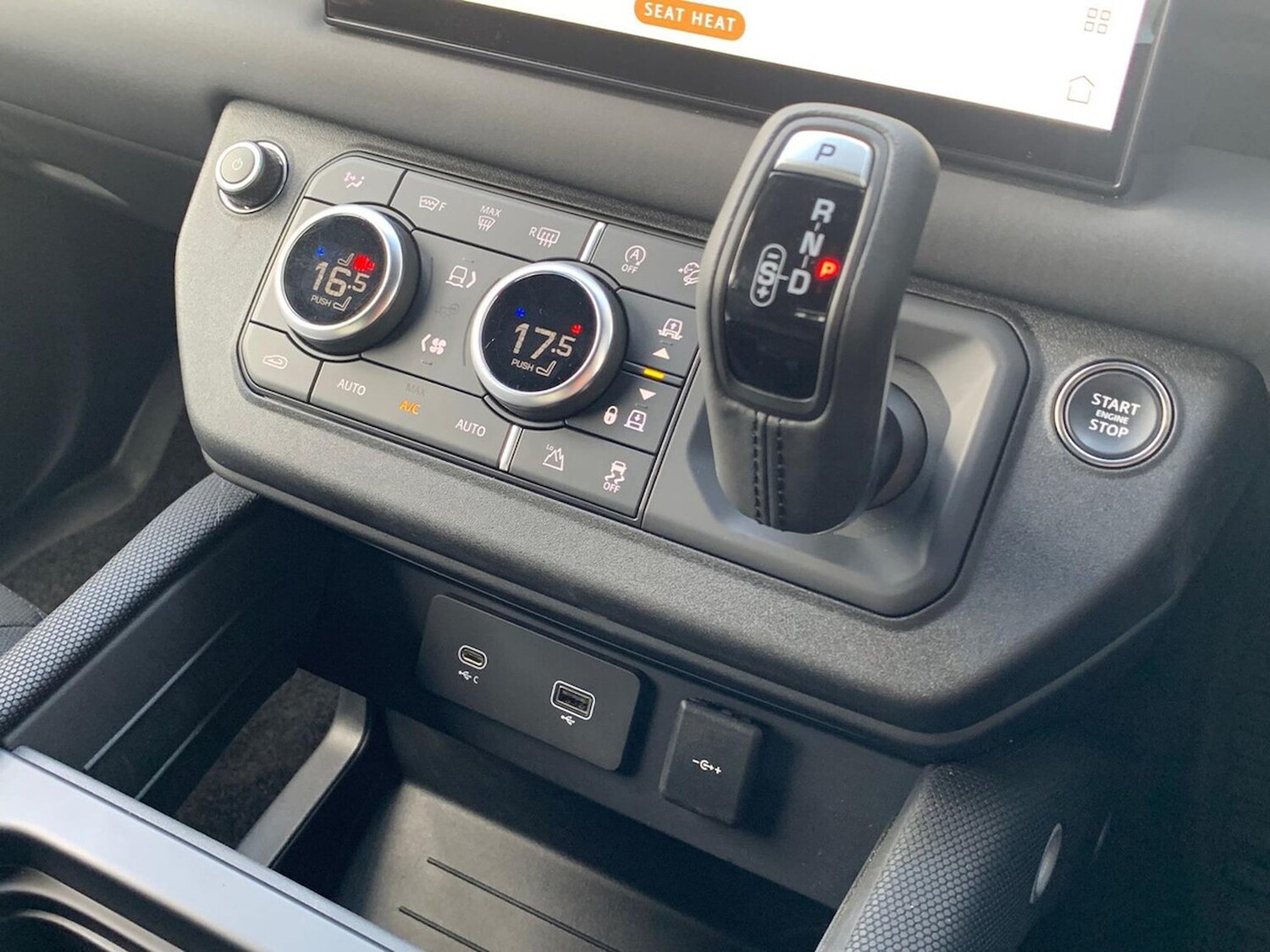 Used Land Rover Defender 2023 for sale - 77489442: Photo 13