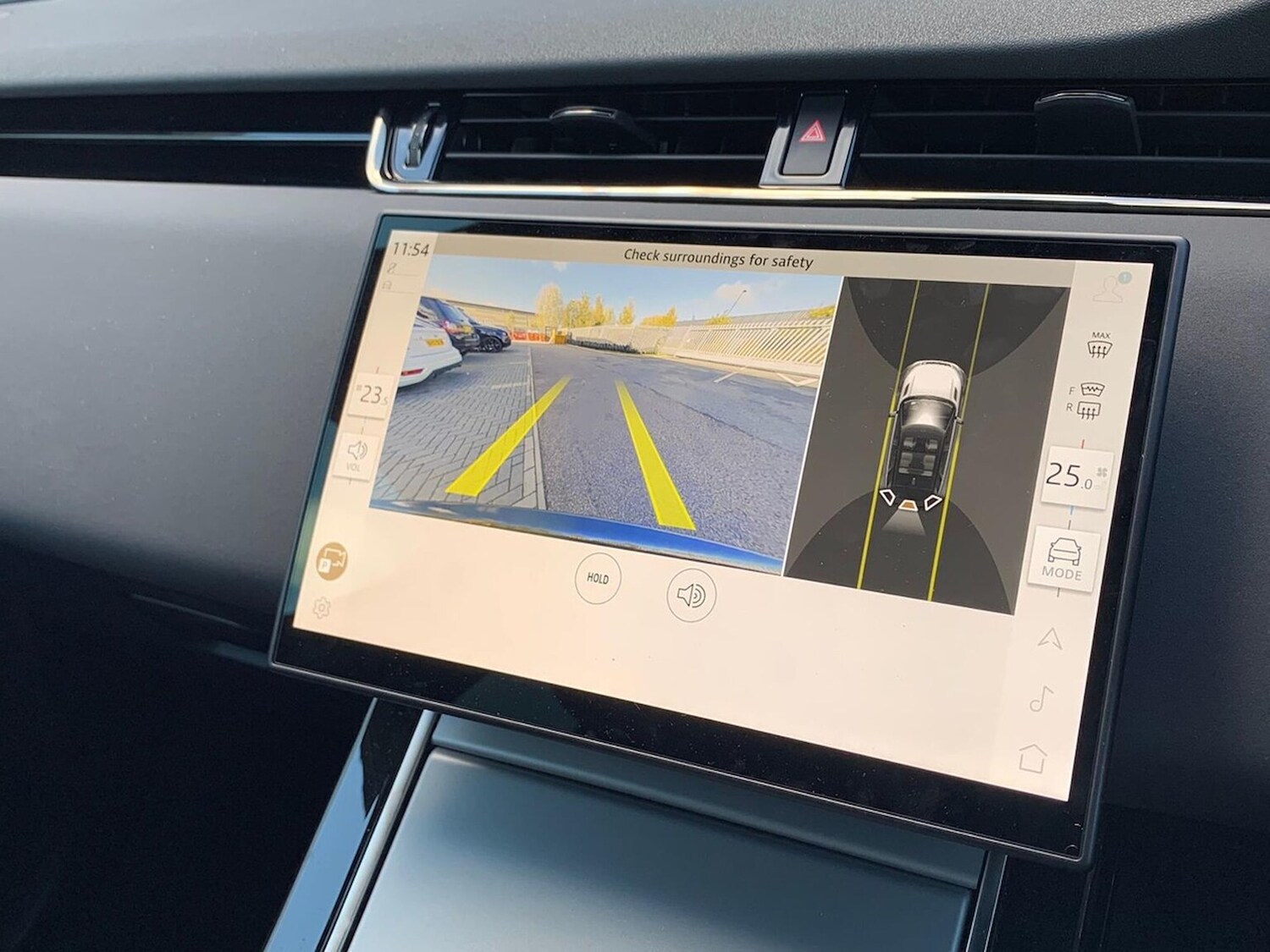 Used Land Rover Range Rover Evoque 2025 for sale - 77488127: Photo 12