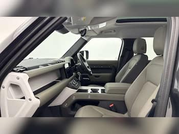 Used Land Rover Defender 2025 for sale - 79839409: Photo