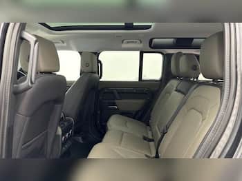 Used Land Rover Defender 2025 for sale - 79839409: Photo