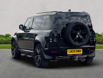 Used Land Rover Defender 2024 for sale - 75970963: Photo