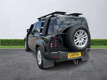 Used Land Rover Defender 2021 for sale - 79069301: Photo