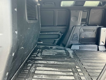 Used Land Rover Defender 2021 for sale - 79069301: Photo