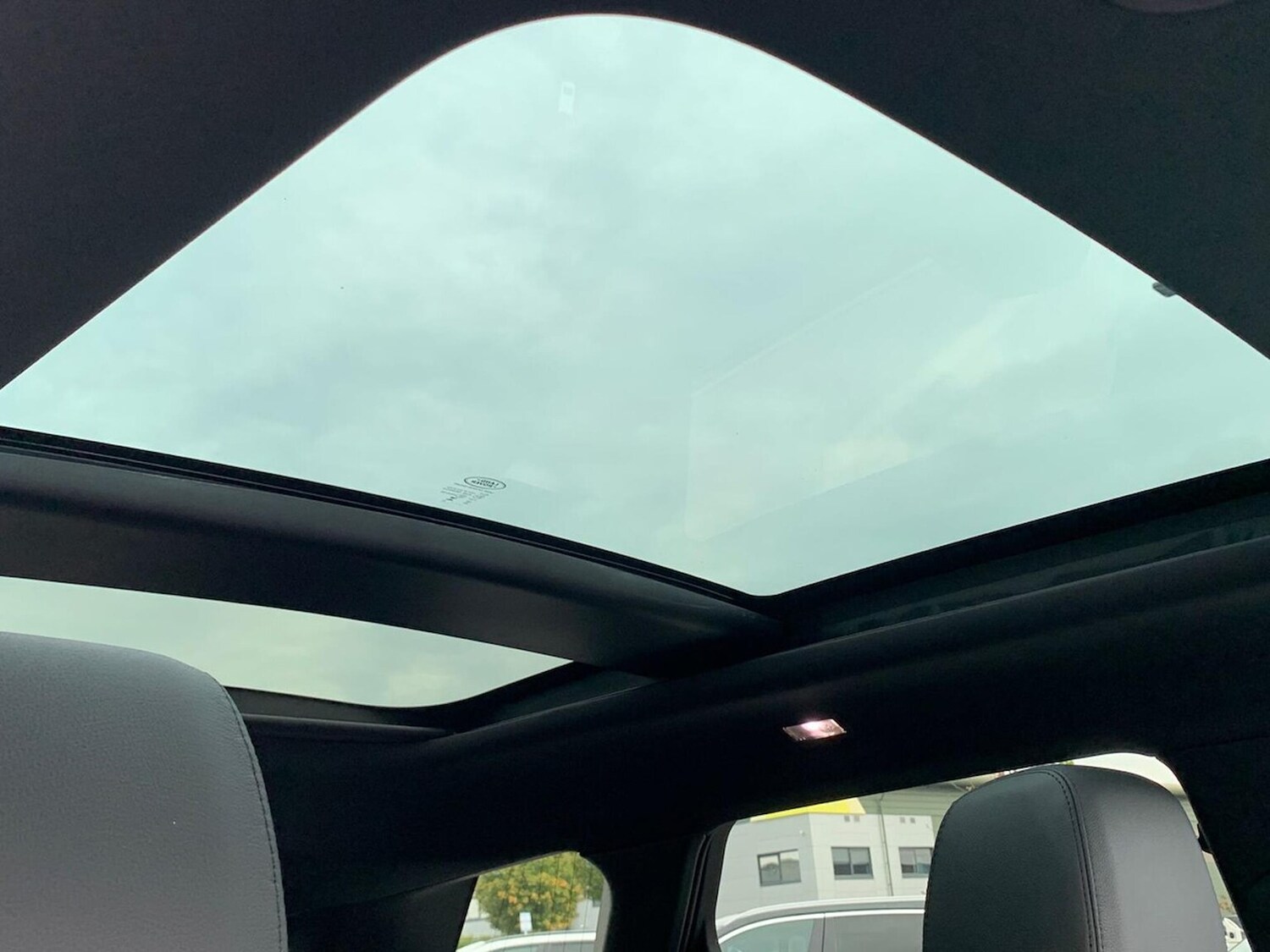 Used Land Rover Range Rover Evoque 2025 for sale - 77489370: Photo 21