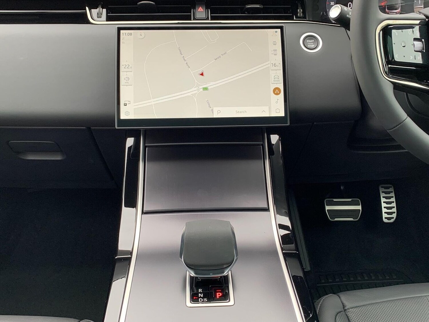 Used Land Rover Range Rover Evoque 2025 for sale - 77489376: Photo 14