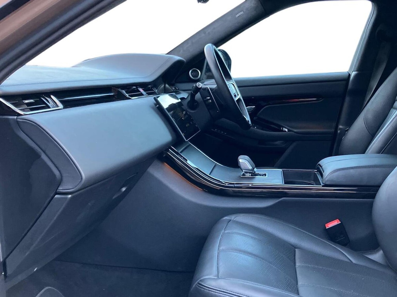 Used Land Rover Range Rover Evoque 2024 for sale - 78057143: Photo 3