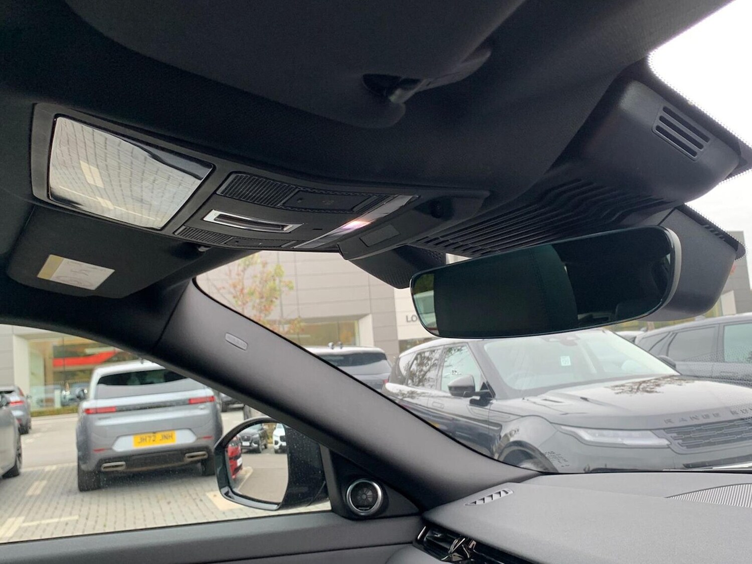 Used Land Rover Range Rover Evoque 2025 for sale - 77488144: Photo 23