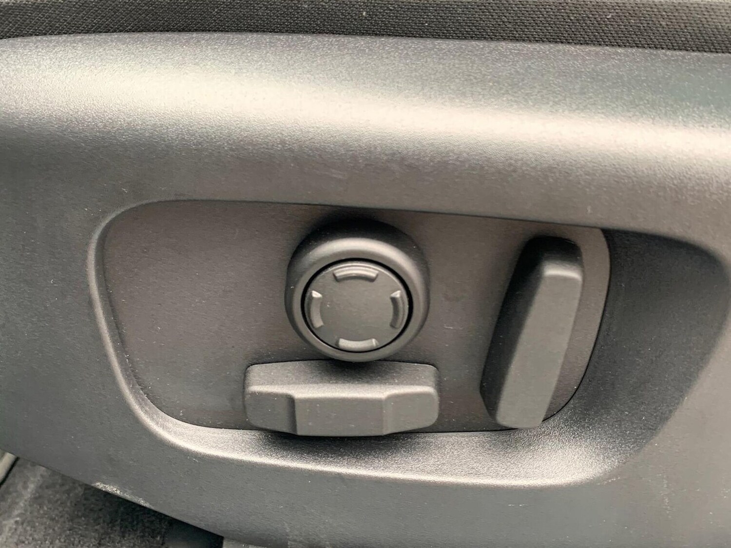 Used Land Rover Range Rover Evoque 2025 for sale - 77488144: Photo 38